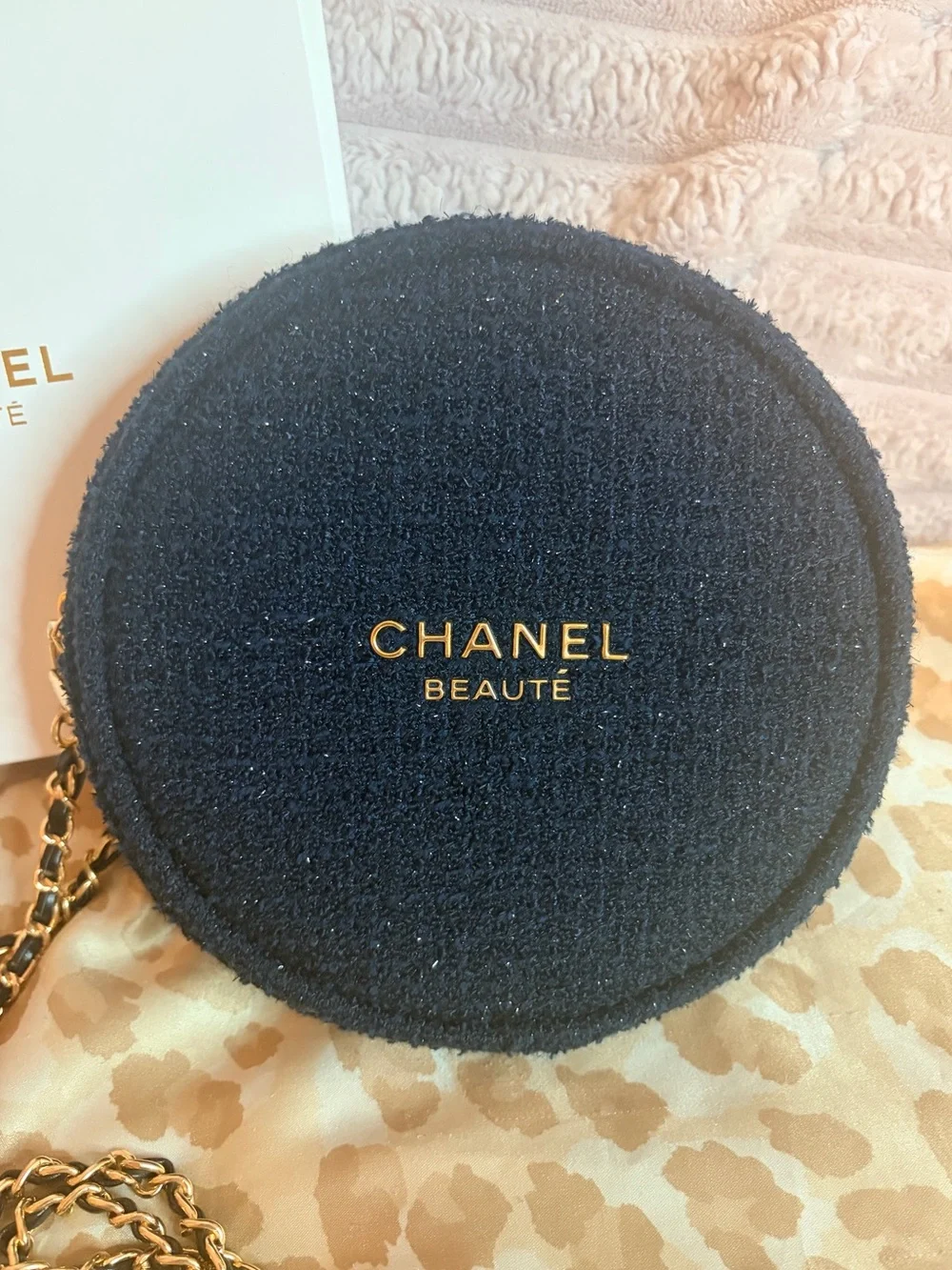 GWP Chanel Beaute Navy Beauty Pouch w. Gold Chain + Original Packaging